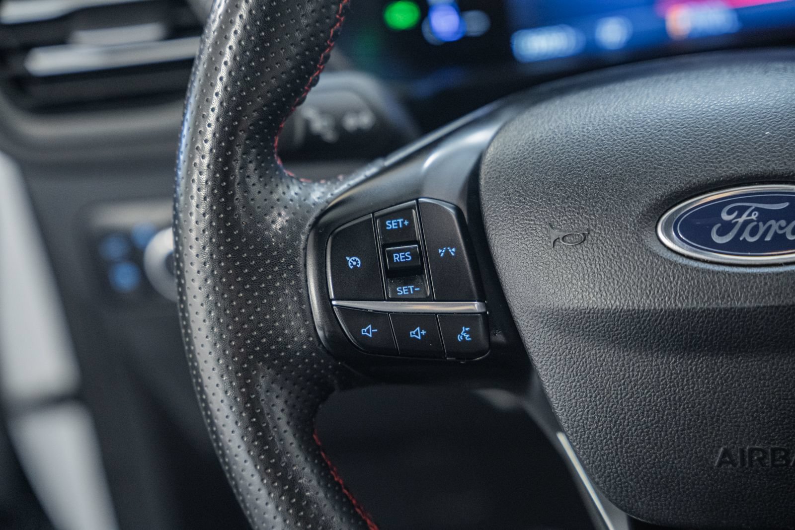 Certified 2023 Ford Escape ST-Line Select AWD/4WD image 29