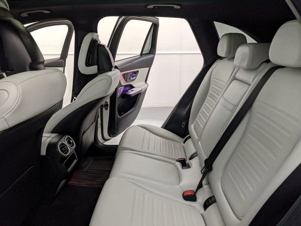 Used 2023 Mercedes-Benz GLC 300 GLC 300 image 16