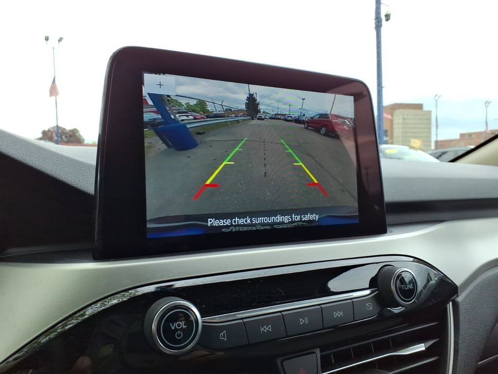Certified 2020 Ford Escape SE AWD/4WD image 18