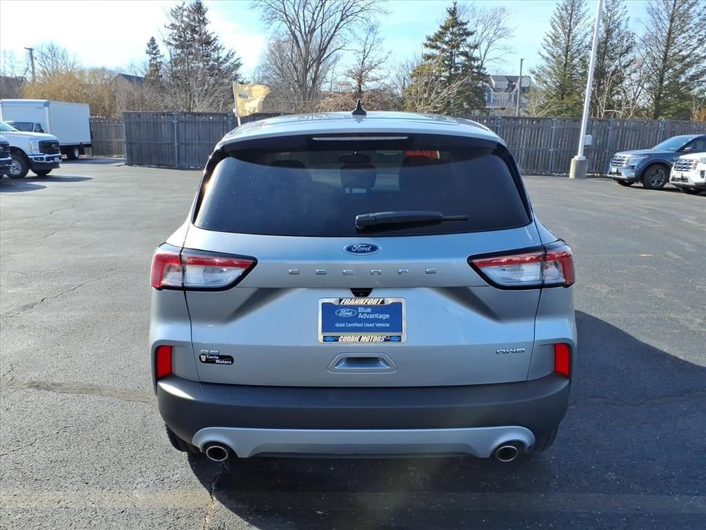 Certified 2022 Ford Escape SE image 4