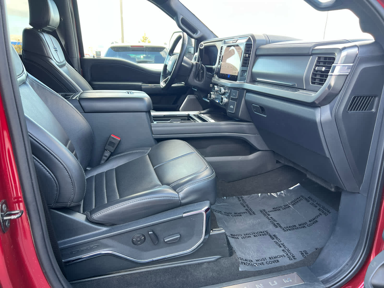 Certified 2025 Ford F350 Platinum image 19