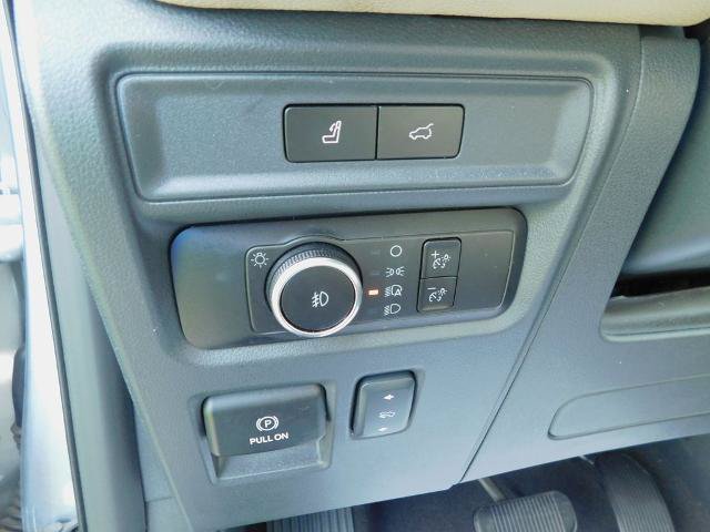 Certified 2023 Ford Expedition Max Limited AWD/4WD image 19