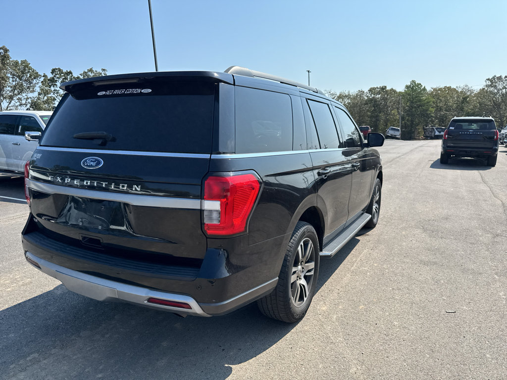 Certified 2023 Ford Expedition XLT RWD image 5