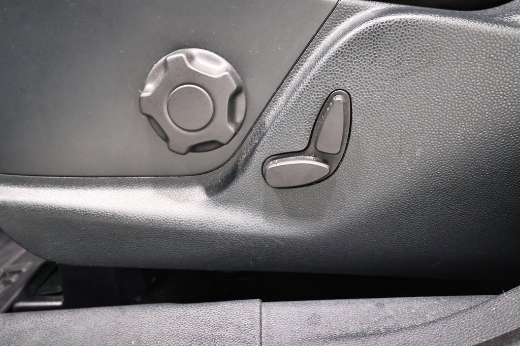 Certified 2022 Ford EcoSport SES w/ Interior Protection Package image 13