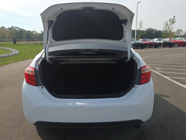 Used 2019 Toyota Corolla LE FWD image 9