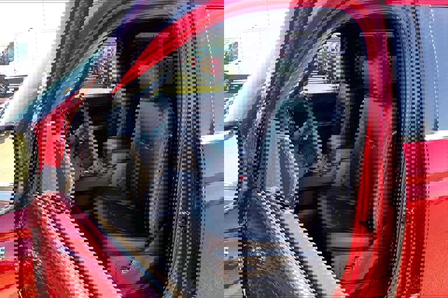 Certified 2019 Ford Expedition XLT w/ Equipment Group 202A image 9