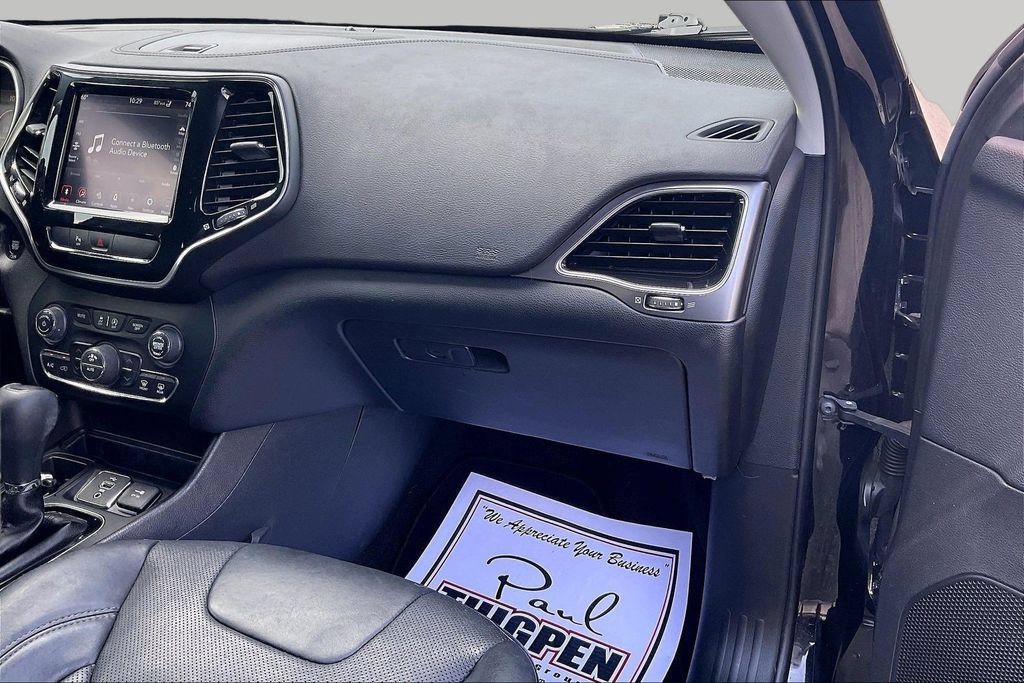 Used 2019 Jeep Cherokee Limited w/ Luxury Group FWD image 17