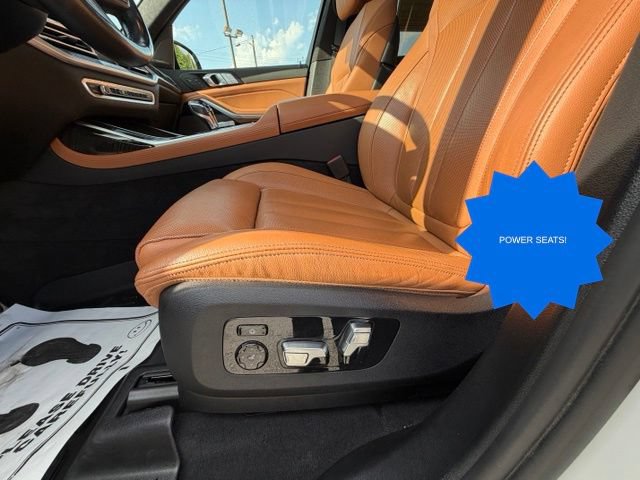 Used 2021 BMW X7 xDrive40i w/ M Sport Package AWD/4WD image 13