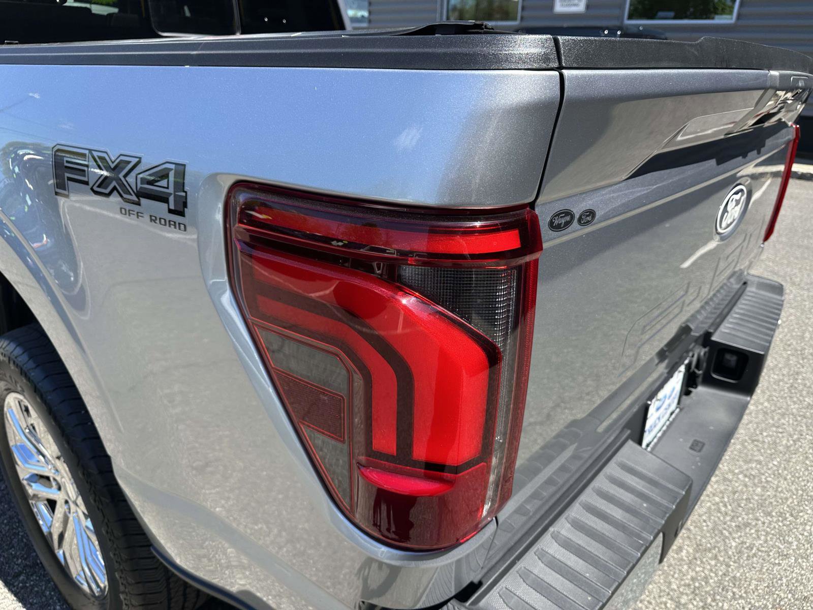 Certified 2024 Ford F150 Lariat w/ FX4 Off-Road Package AWD/4WD image 10