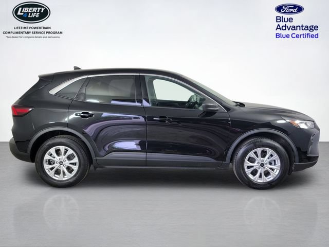 Certified 2023 Ford Escape Active AWD/4WD image 2