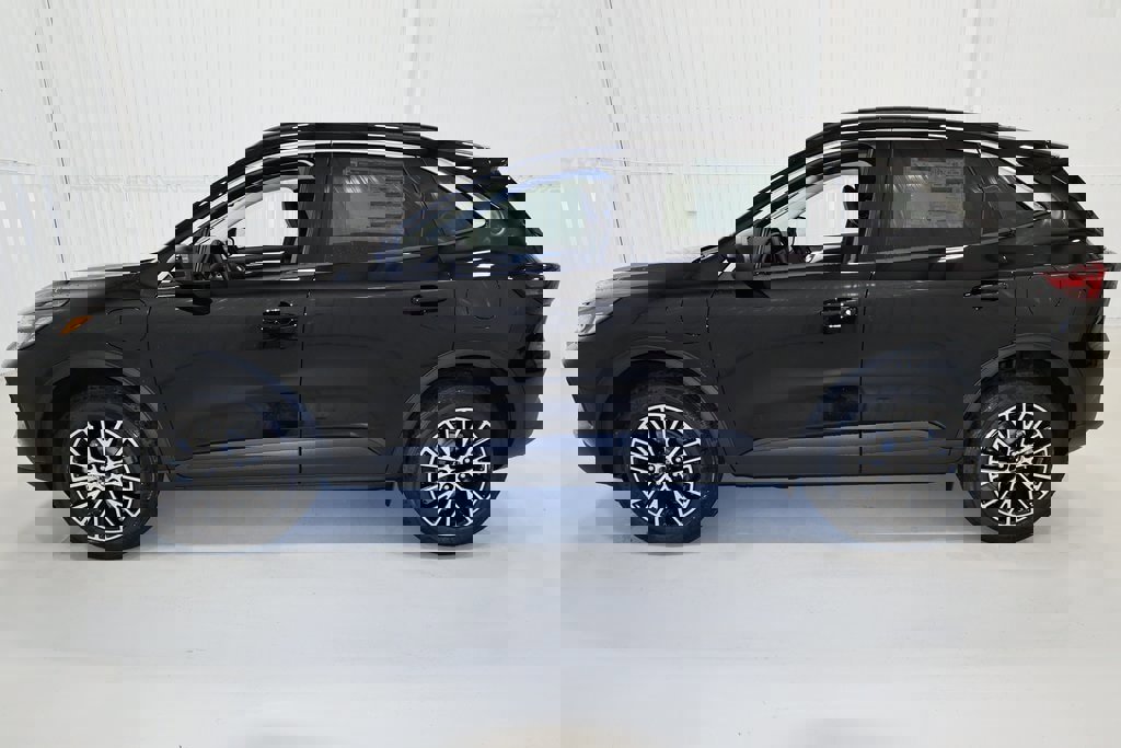 Certified 2024 Ford Escape SE image 4