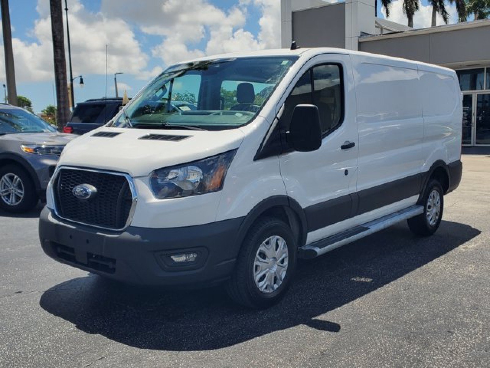Certified 2023 Ford Transit 250 Low Roof w/ Exterior Upgrade Package RWD image 3