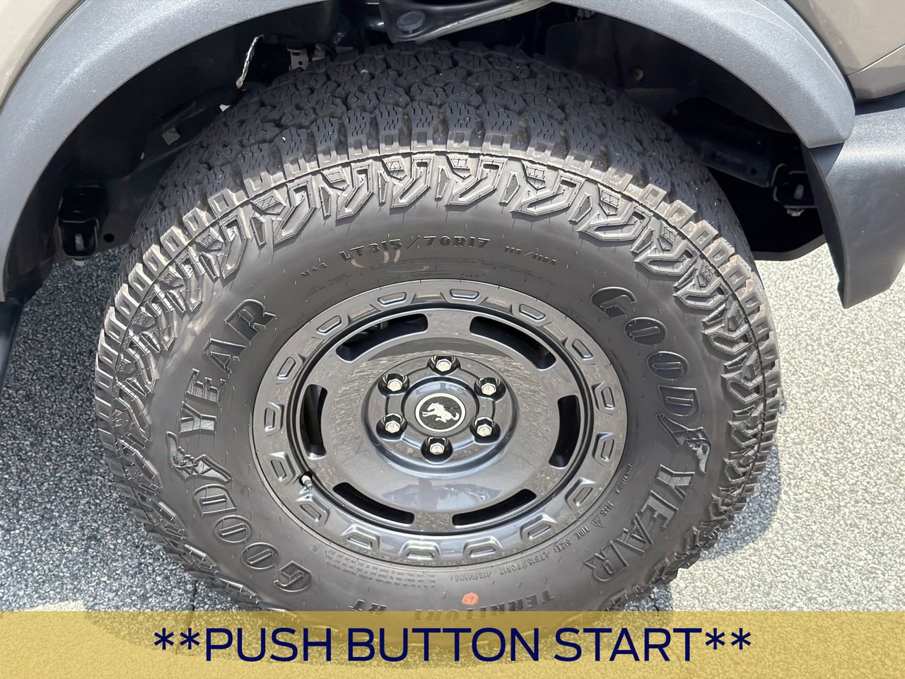 Certified 2025 Ford Bronco Outer Banks w/ Sasquatch Package AWD/4WD image 15