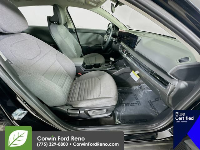 Used 2025 Kia K4 EX FWD image 28