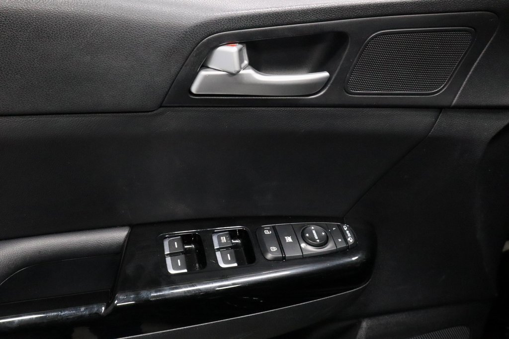 Used 2018 Kia Sportage EX image 23