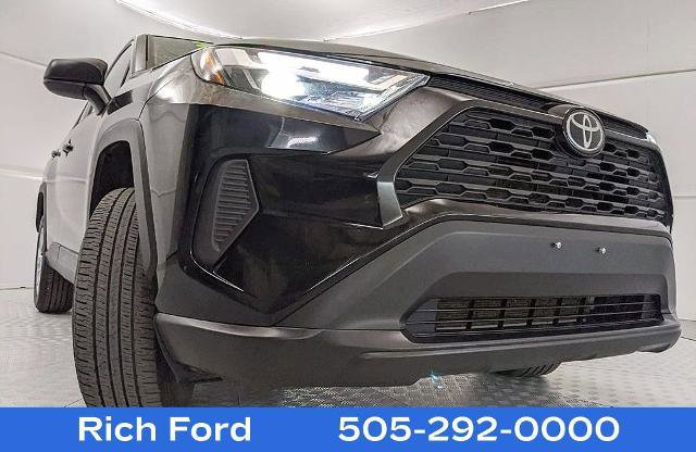 Used 2024 Toyota RAV4 LE image 22