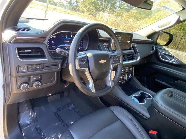 Used 2023 Chevrolet Suburban LT image 24