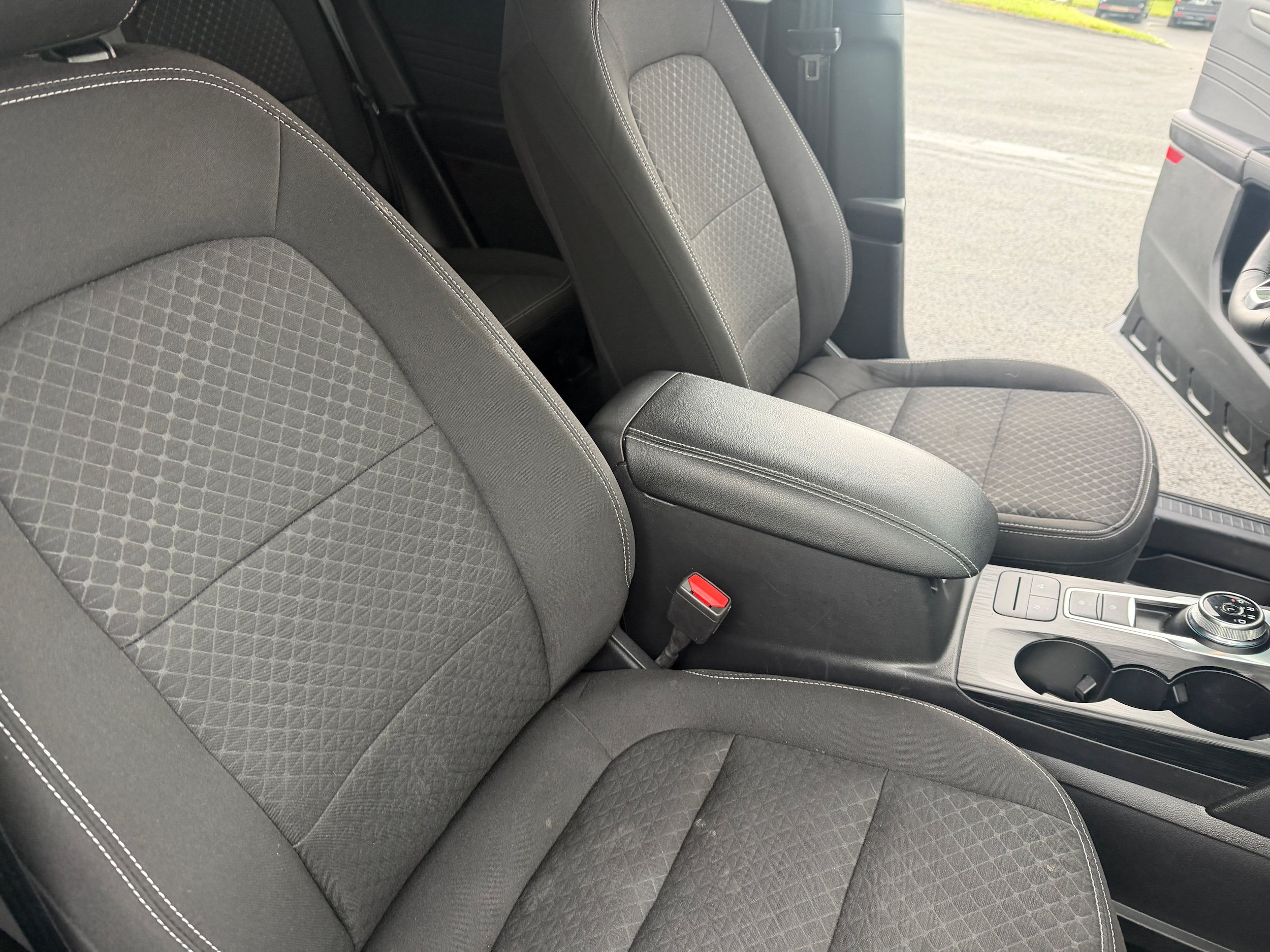 Certified 2024 Ford Escape Active AWD/4WD image 20