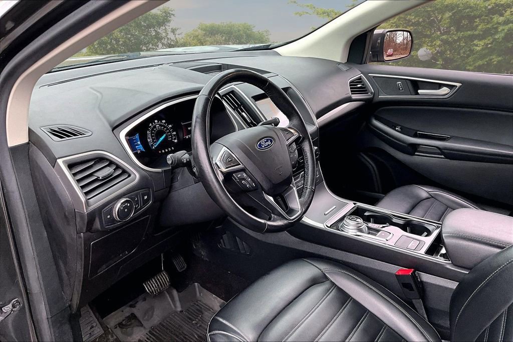 Certified 2020 Ford Edge SEL image 13