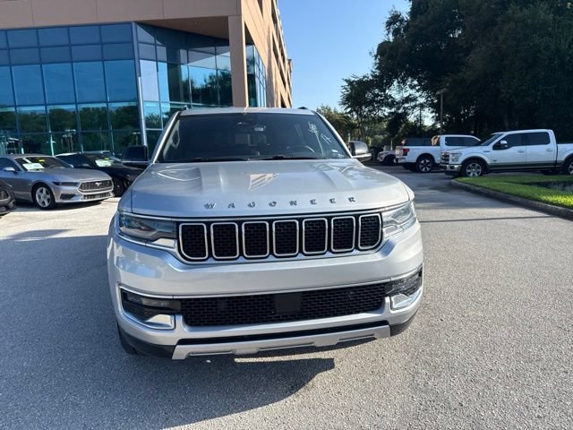 Used 2024 Jeep Wagoneer Series II w/ Flexible Seating Group RWD image 11