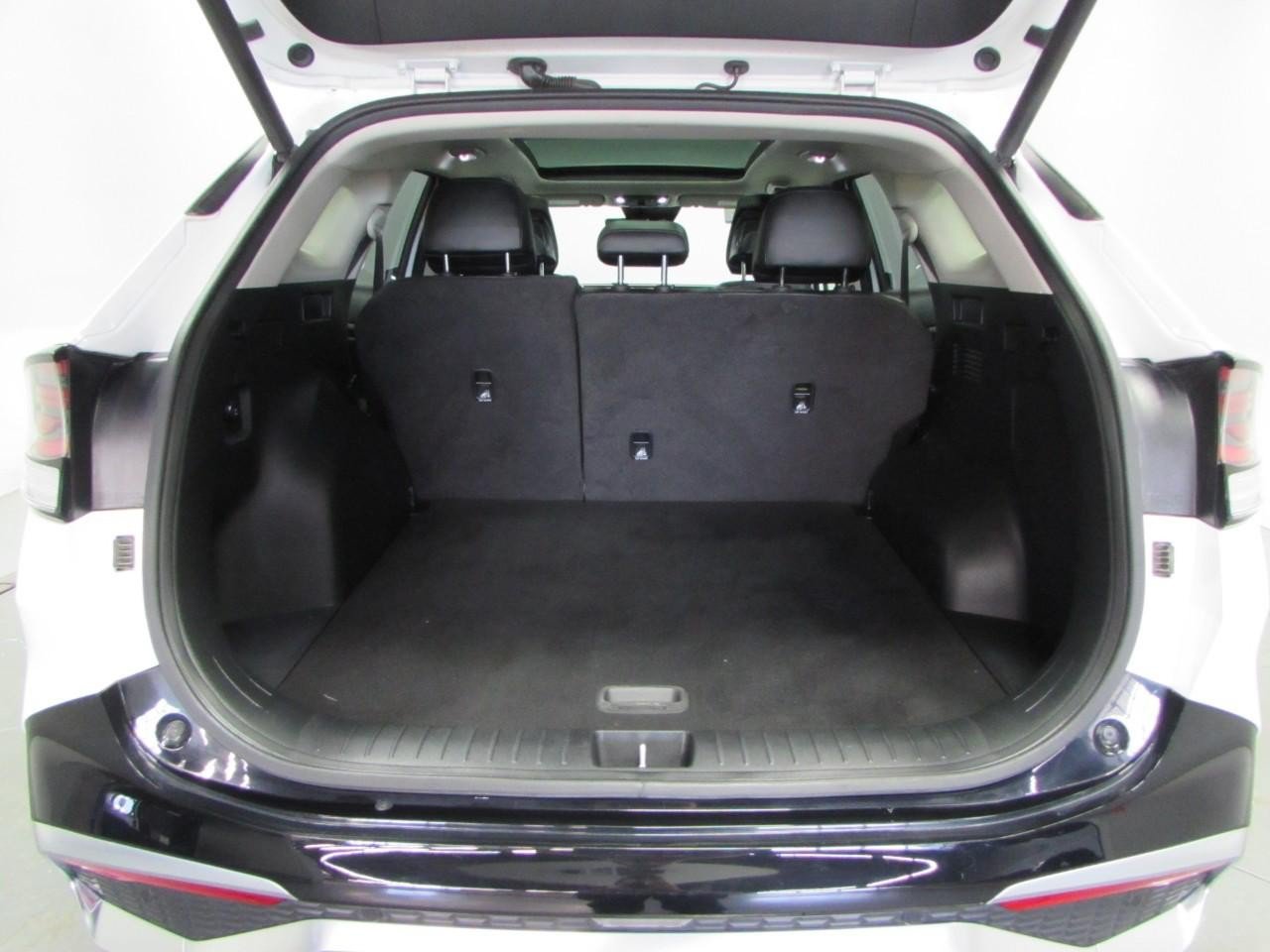 Used 2024 Kia Sportage SX AWD/4WD image 11