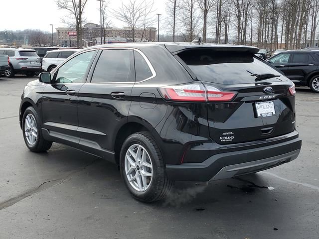 Certified 2024 Ford Edge SEL w/ Convenience Package image 3