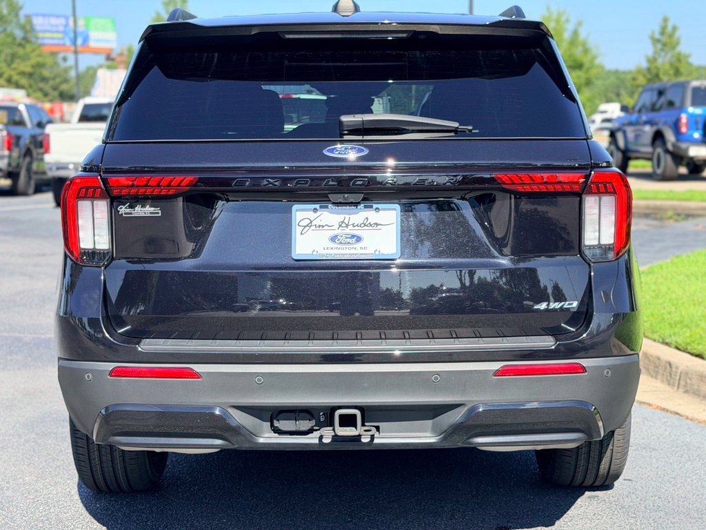 Certified 2025 Ford Explorer ST-Line w/ ST-Line Street Pack AWD/4WD image 7