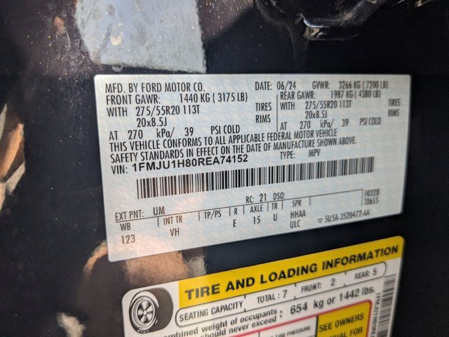 Certified 2024 Ford Expedition XLT RWD image 39