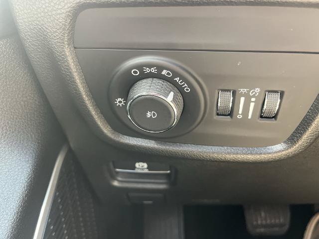 Used 2021 Jeep Grand Cherokee L Limited AWD/4WD image 17