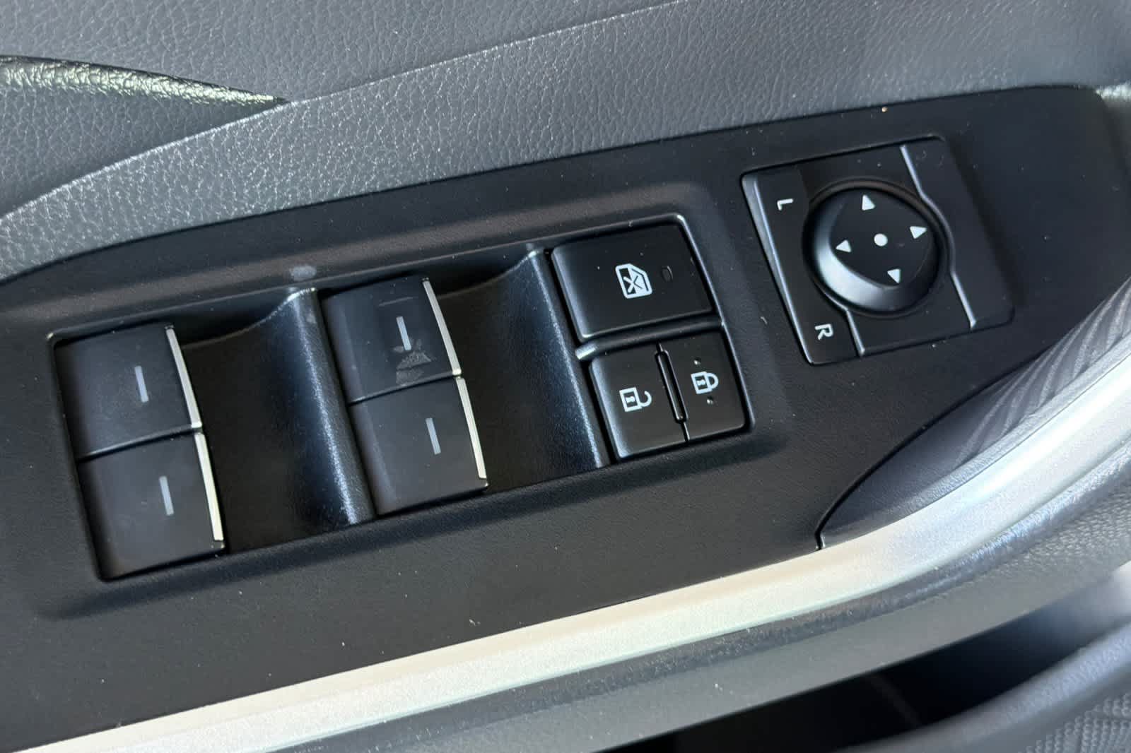 Used 2024 Toyota RAV4 XLE AWD/4WD image 13