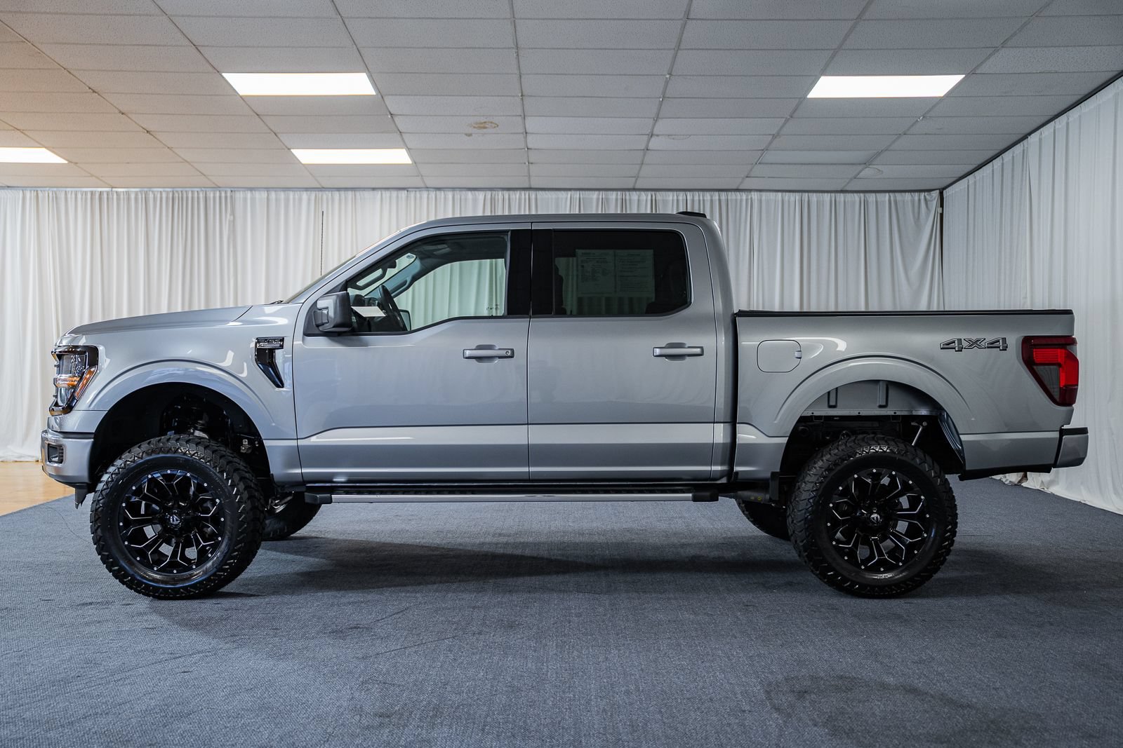 Certified 2025 Ford F150 XLT w/ Equipment Group 301A Standard AWD/4WD image 4