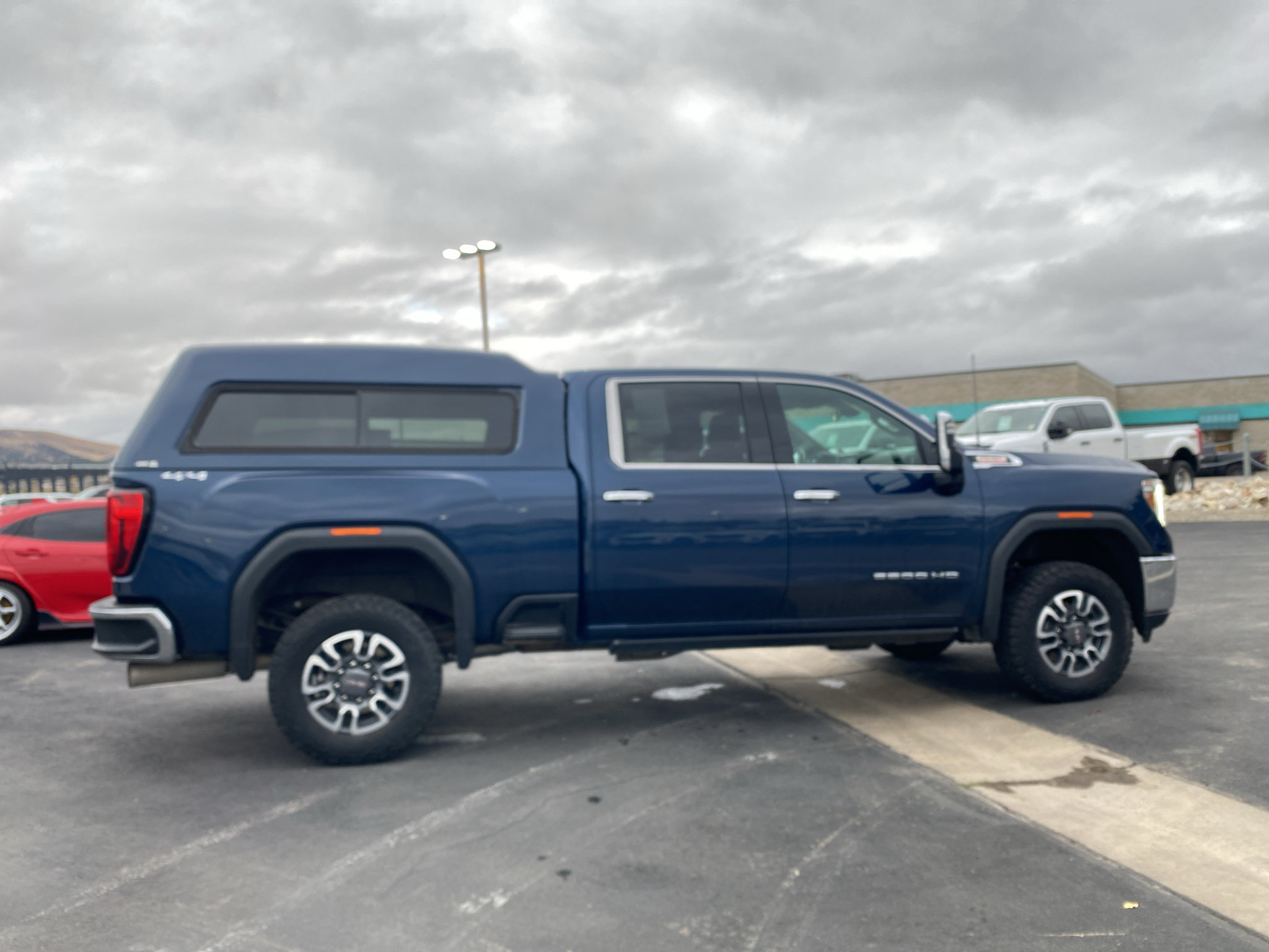 Used 2021 GMC Sierra 3500 SLT w/ SLT Premium Package AWD/4WD image 18