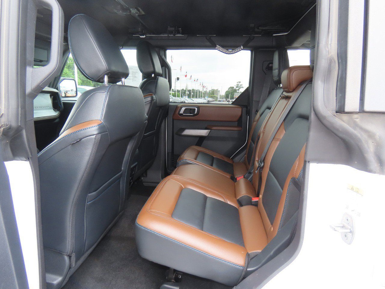 Certified 2023 Ford Bronco Outer Banks AWD/4WD image 19