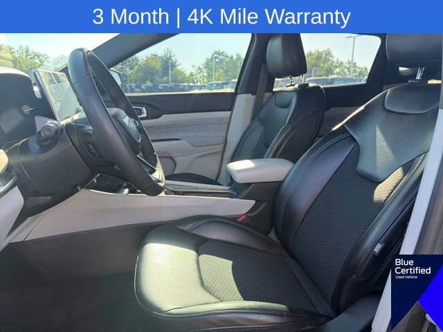 Used 2023 Jeep Compass Latitude AWD/4WD image 25