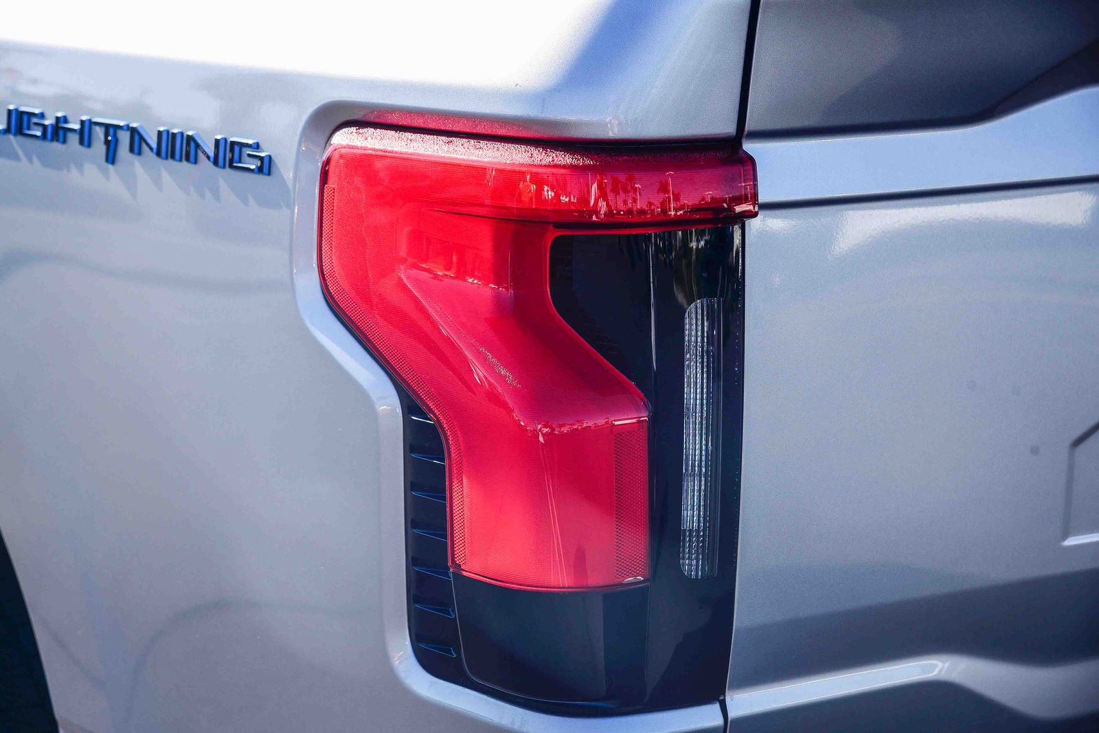 Certified 2024 Ford F150 Lightning XLT w/ Max Trailer Tow Package image 7