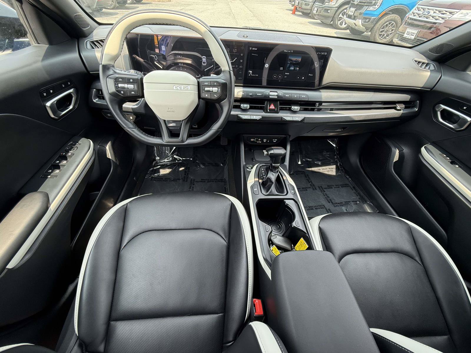 Used 2025 Kia K4 GT-Line w/ GT-Line Premium Package FWD image 8
