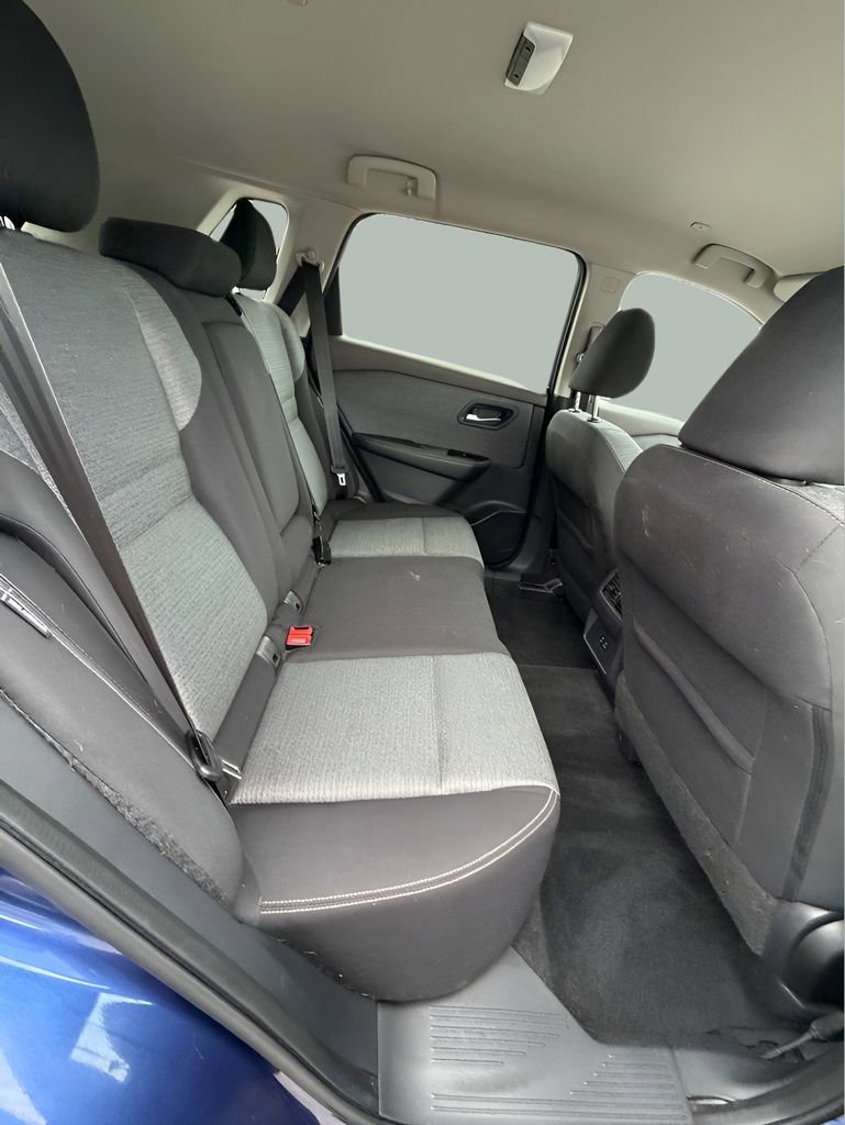 Used 2022 Nissan Rogue SV AWD/4WD image 8