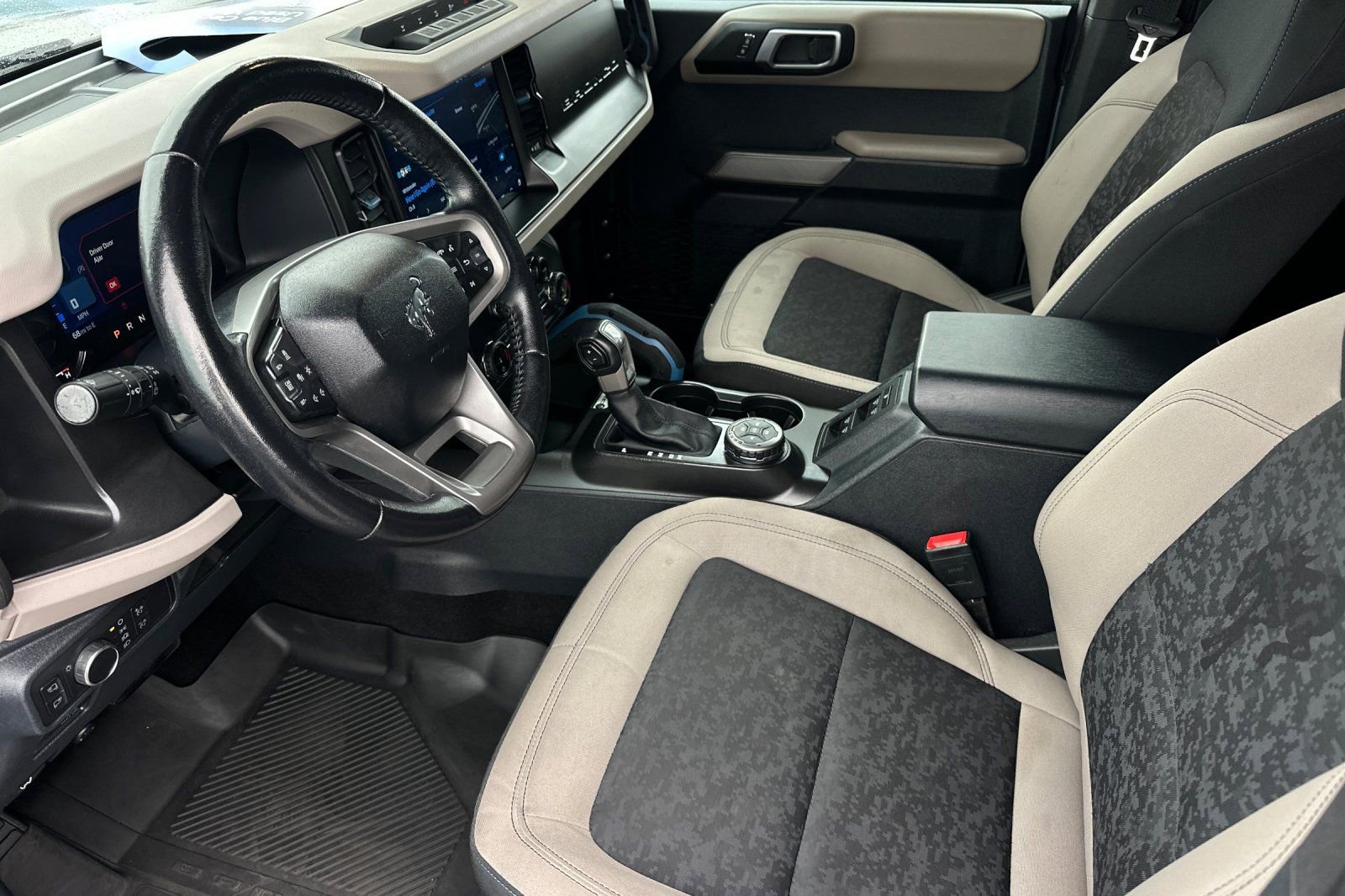 Certified 2022 Ford Bronco Wildtrak AWD/4WD image 9