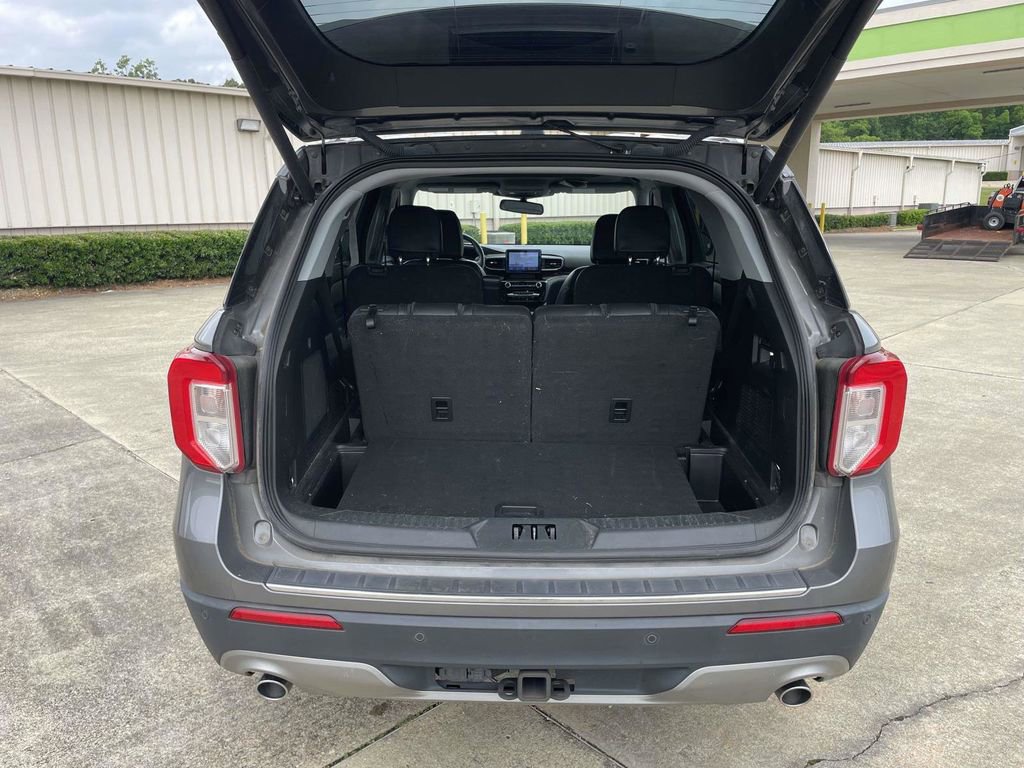 Certified 2022 Ford Explorer Limited w/ Equipment Group 301A RWD image 10