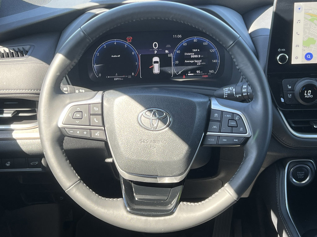 Used 2024 Toyota Grand Highlander AWD image 17