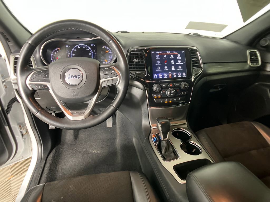 Used 2021 Jeep Grand Cherokee Laredo X image 7