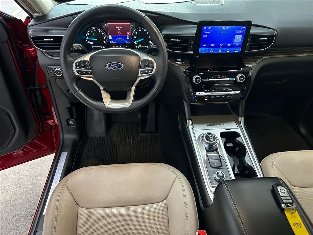 Certified 2022 Ford Explorer Limited w/ Equipment Group 301A image 31