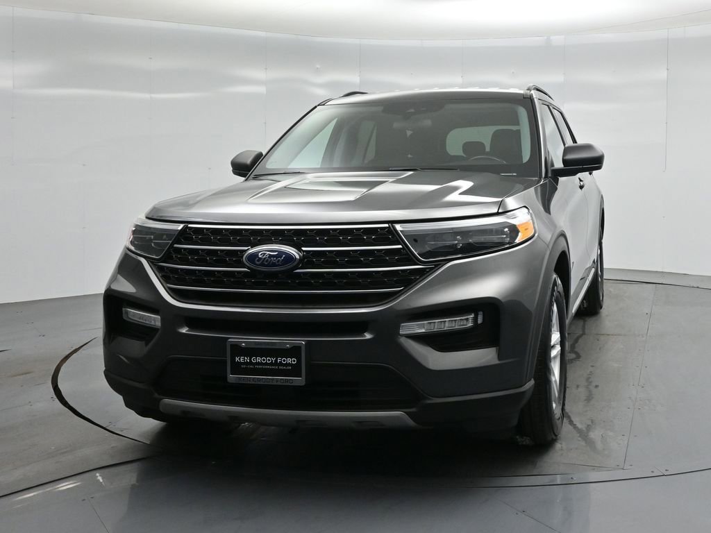 Certified 2020 Ford Explorer XLT w/ Equipment Group 202A image 57