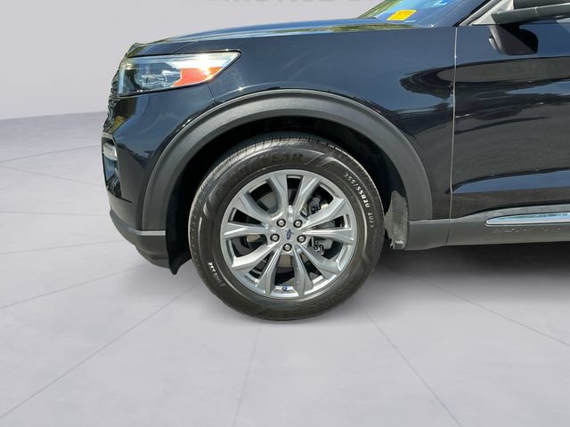 Certified 2020 Ford Explorer XLT w/ Equipment Group 202A AWD/4WD image 9