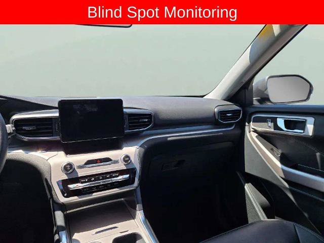 Certified 2024 Ford Explorer XLT w/ Equipment Group 202A AWD/4WD image 10