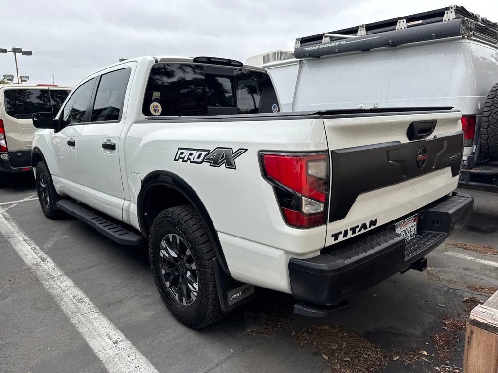 Used 2021 Nissan Titan PRO-4X w/ Pro-4x Convenience Package AWD/4WD image 4
