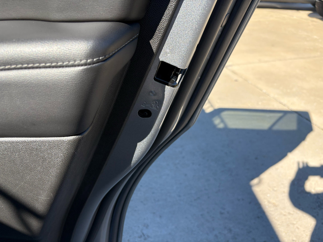 Used 2023 Chevrolet Tahoe LT w/ Luxury Package image 52