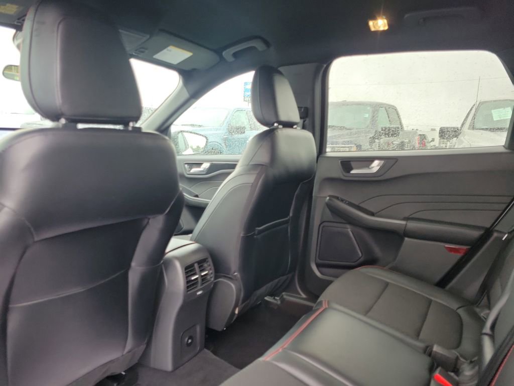 Certified 2023 Ford Escape ST-Line w/ Tech Pack #1 FWD image 16