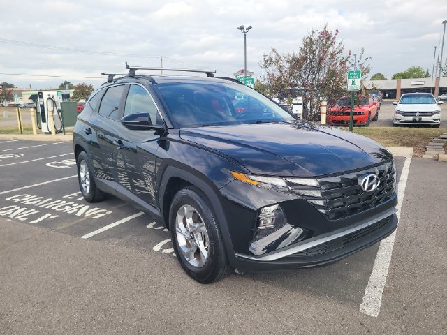 Used 2023 Hyundai Tucson SEL FWD image 3