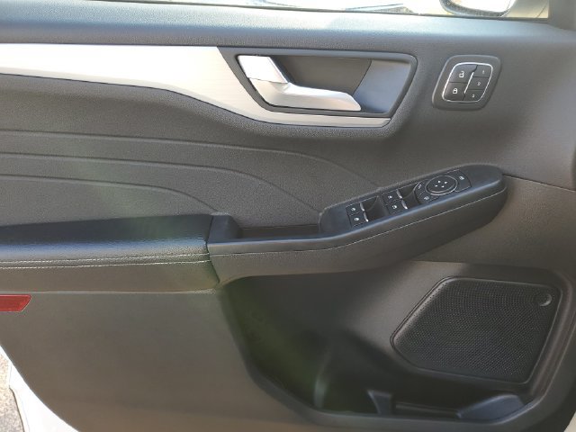 Certified 2024 Ford Escape Platinum AWD/4WD image 20